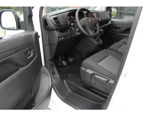 Citroën Jumpy 2.0 BlueHDI L2 2024 Diesel 9