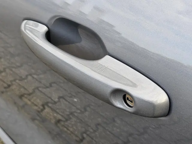 Ford Kuga 2.5 FHEV Active X 2024 Hybride Benzine 37