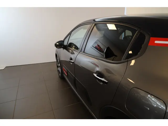 Citroën C3 PT 83 Shine 2021 Benzine 23