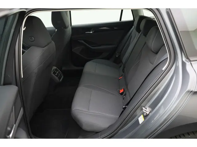 Volkswagen Passat Variant 1.5eTSI/150PK DSG 2024 Benzine 18