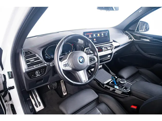 BMW iX3 High Executive 80 kWh 2022 Elektrisch 31