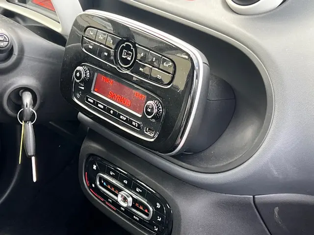 Smart Fortwo 1.0 Pure 65.000 km NL-AUTO NAP 2016 Benzine 19