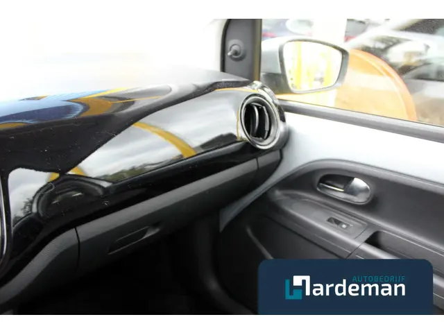 Volkswagen up! 1.0 take up! BlueMotion Airco 2016 Benzine 11