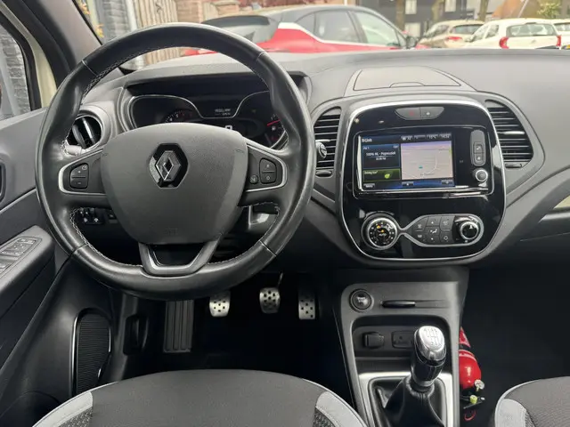 Renault Captur 1.2 TCe Bose 2018 Benzine 14