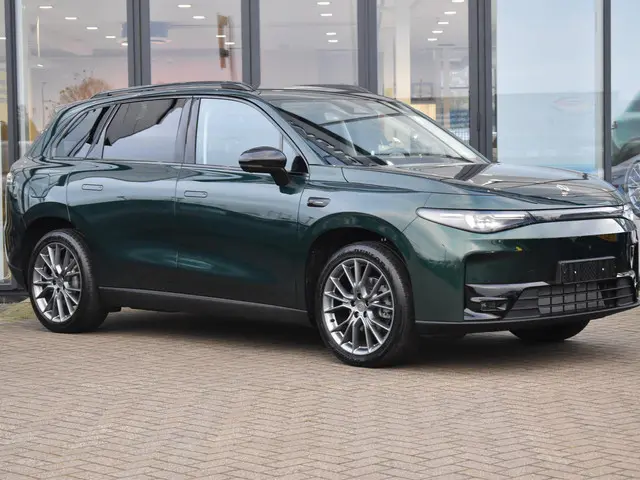 Leapmotor C10 REEV Design 28.4 kWh 2025 Hybride Benzine 2