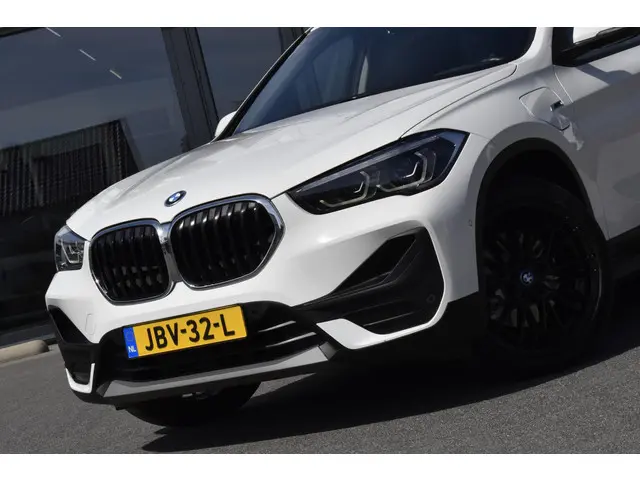 BMW X1 xDrive25e Led - Camera - Cruise 2022 Hybride Benzine 2