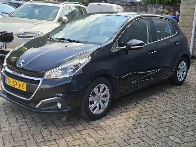 Peugeot 208 3