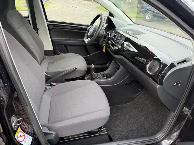 Volkswagen up! 1.0 move up! BlueMotion 2012 Benzine 12