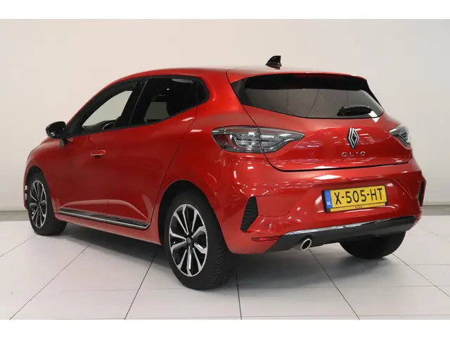 Renault Clio 1.0 TCe 90 GPF techno 2023 Benzine 6