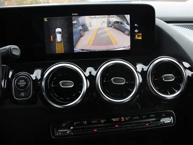 Mercedes-Benz GLA 200 AMG Line Automaat 2020 Benzine 3