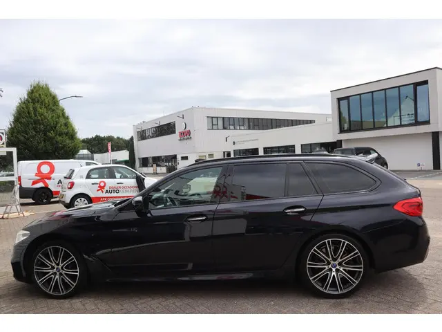 BMW 5 Serie Touring 530i High Executive 2018 Benzine 15