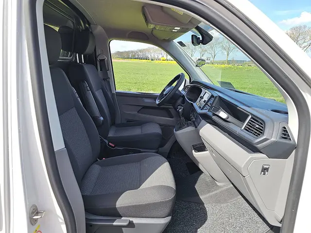 Volkswagen Transporter 2.0 TDI 2021 Diesel 7