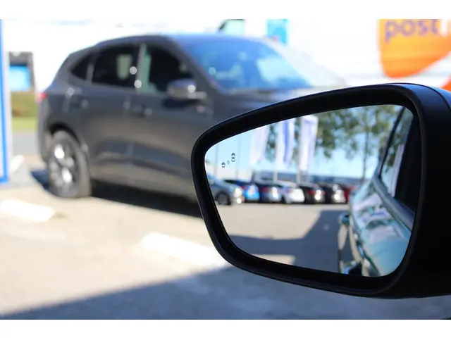 Ford Kuga 2.5 FHEV Active X 2024 Hybride Benzine 13