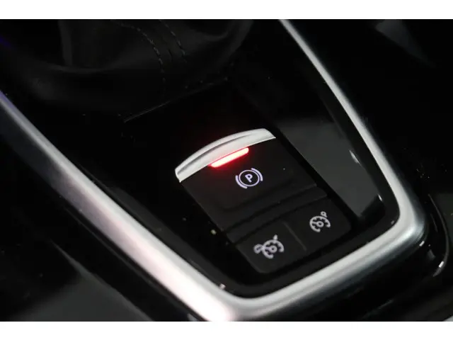 Renault Koleos 1.3 160 TCe Initiale Paris 2021 Benzine 37