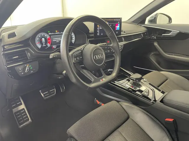 Audi A4 Avant 40 TFSI S edition 2020 Benzine 51
