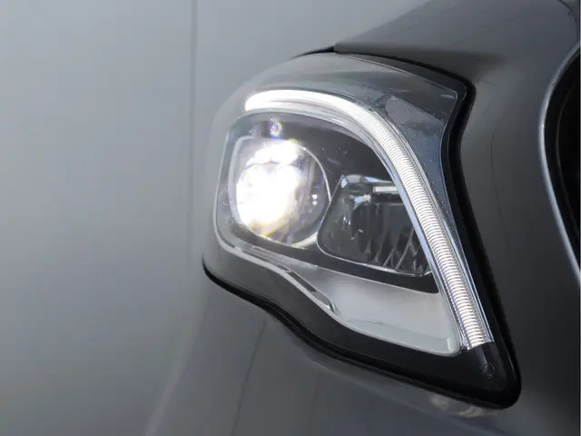 Mercedes-Benz GLA 180 AMG 2019 Benzine 8
