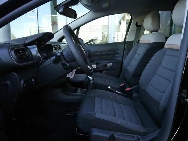 Citroën C3 1.2 PureTech Feel Edition 2023 Benzine 9