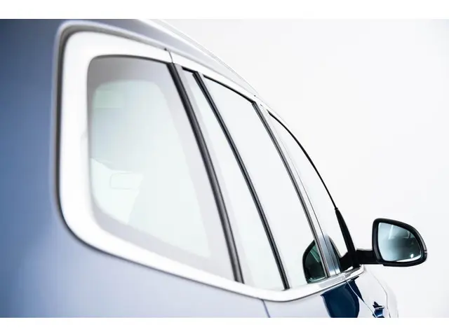 BMW X3 xDrive30e High Executive 2021 Hybride Benzine 24