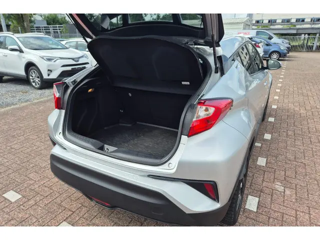 Toyota C-HR 1.8 Hybrid Style 2019 Hybride Benzine 9