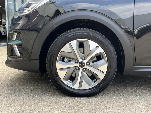 Kia e-Niro ExecutiveLine 64 kWh 2019 Elektrisch 53