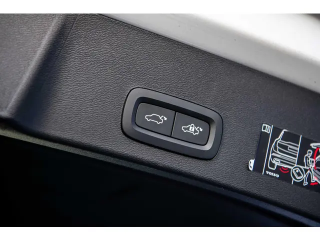 Volvo XC40 Recharge Core 2022 Elektrisch 32