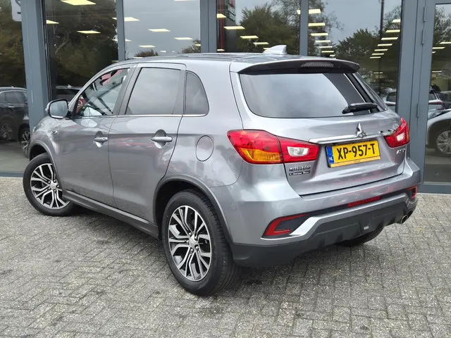 Mitsubishi ASX 1.6 Cleartec Connect Pro+ 2019 Benzine 6