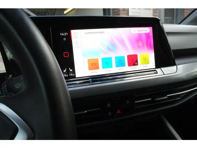 Volkswagen Golf 1.5 eTSI Style AUT 2020 Hybride Benzine 14