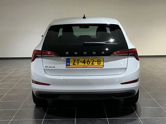 Škoda Scala 1.0 TSI First Edition 2019 Benzine 18