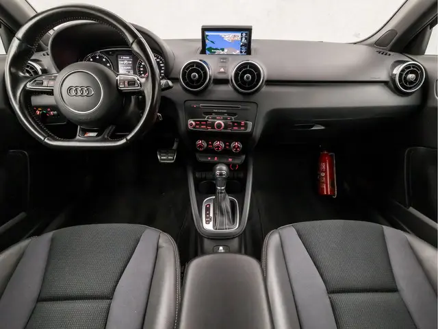 Audi A1 1.8 TFSI S-Line Sport 2015 Benzine 6