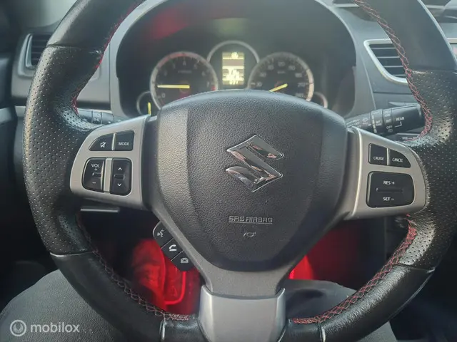 Suzuki Swift 1.6 Sport 2014 Benzine 15