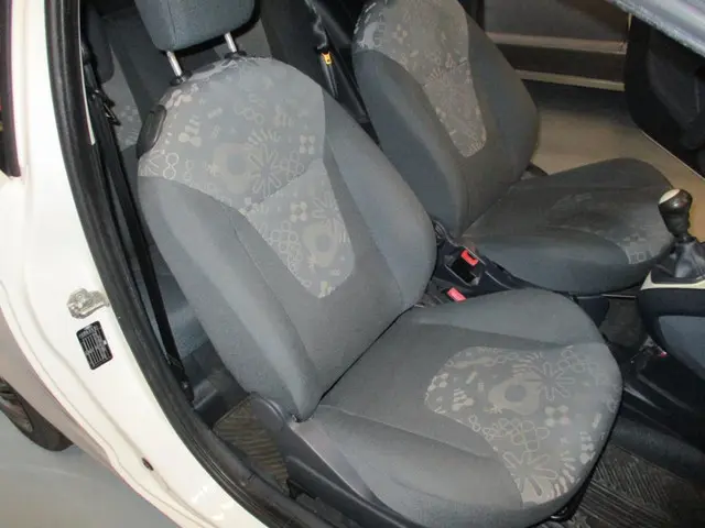 Ford Ka 1.2 Limited start/stop 2013 Benzine 8