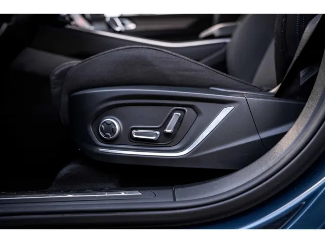 Lynk & Co 01 1.5|Pano|Car Play|360 Cam| 2023 Hybride Benzine 16