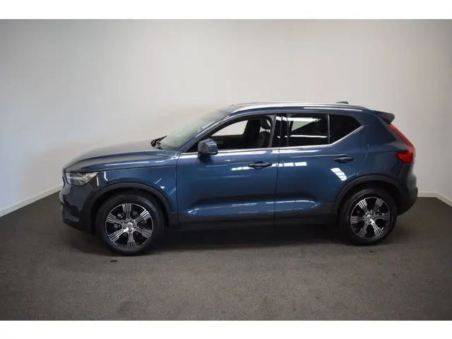 Volvo XC40 T3 163pk AUT8 Inscription 2021 Benzine 2