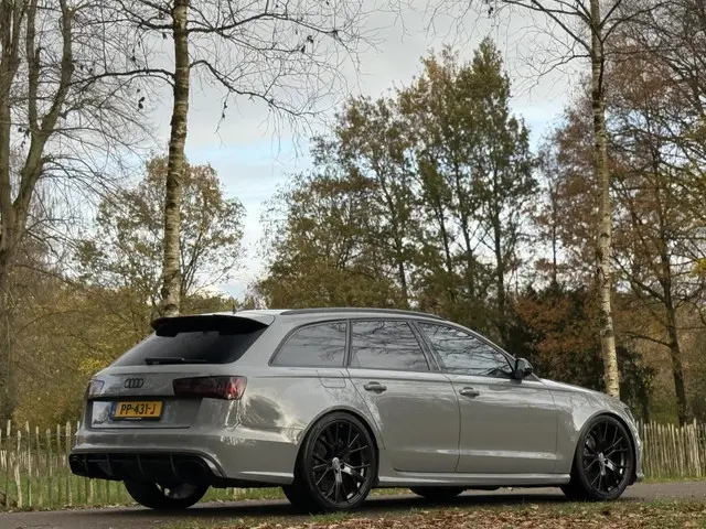 Audi RS6 Avant 4.0 TFSI RS 6 / Full options! 2014 Benzine 9