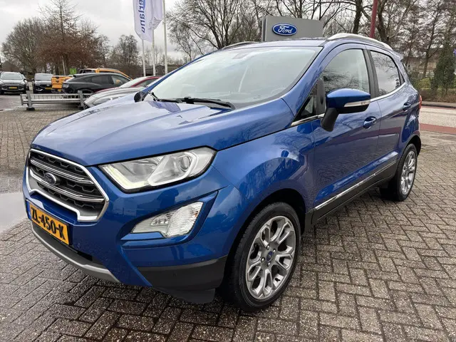 Ford EcoSport 3