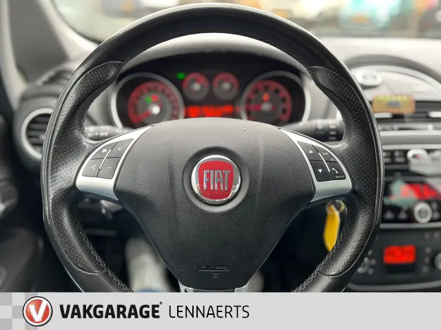 Fiat Punto Evo 0.9 TwinAir Lounge 2016 Benzine 15