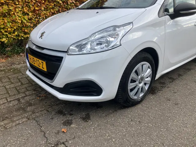 Peugeot 208 1.2 PureTech Like VERKOCHT 2018 Benzine 4