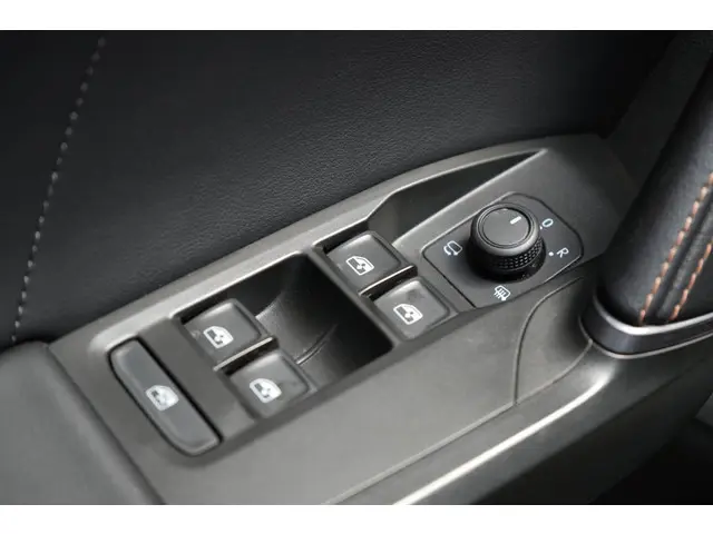 CUPRA Formentor 1.4 e-Hybrid 2023 Hybride Benzine 13