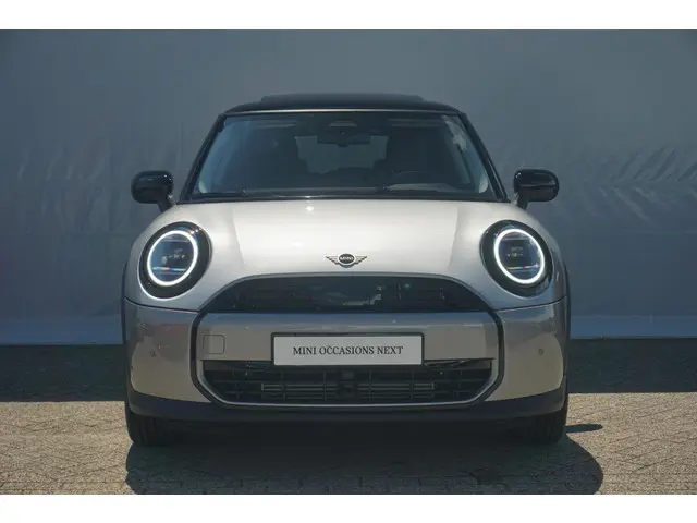 MINI 3-Deurs Cooper C 2024 Benzine 3