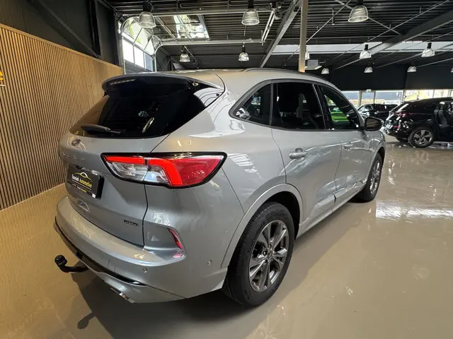 Ford Kuga 2.5 PHEV ST-Line 2022 Hybride Benzine 3