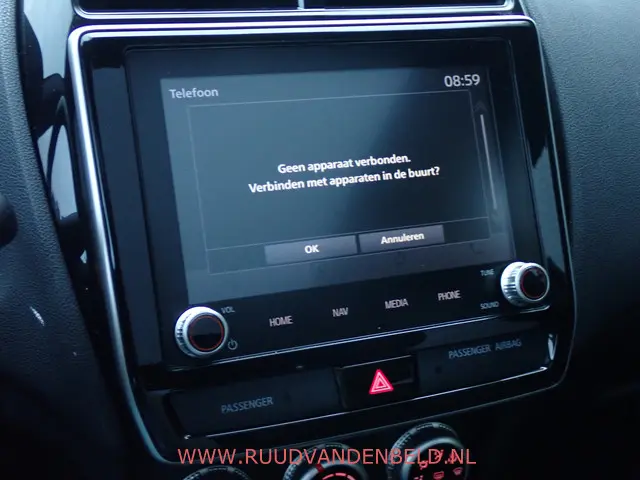 Mitsubishi ASX 2.0 Instyle 2019 Benzine 17