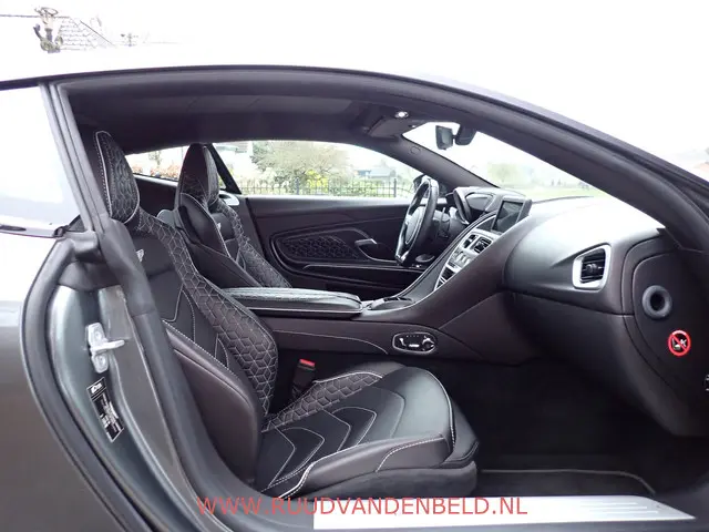 Aston Martin DBS 5.2 V12 Superleggera 2019 Benzine 23