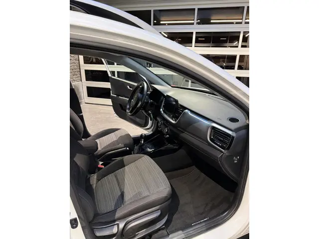 Kia Stonic 1.0 T-GDi MHEV ComfortLine 2022 Benzine 6