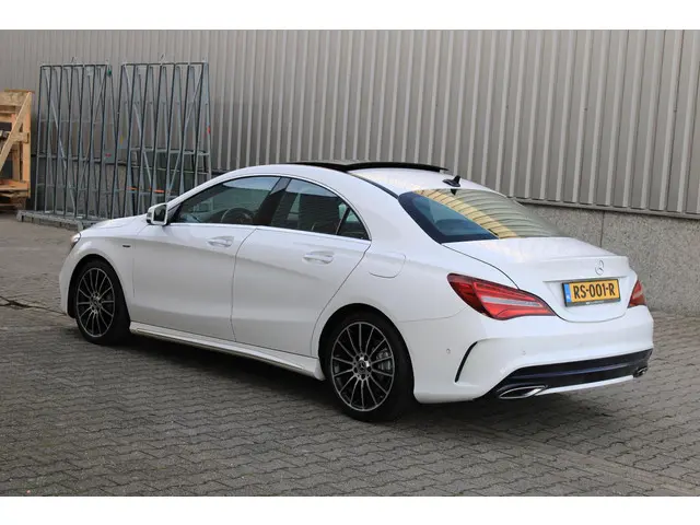 Mercedes-Benz CLA 180 AMG 2018 Benzine 7