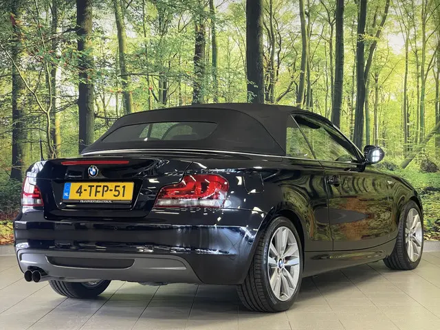 BMW 1 Serie Cabrio 118i M Sport Edition 2014 Benzine 38