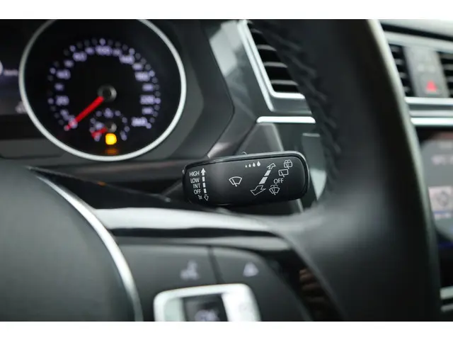 Volkswagen Tiguan 1.5 TSI Life Business 2020 Benzine 13