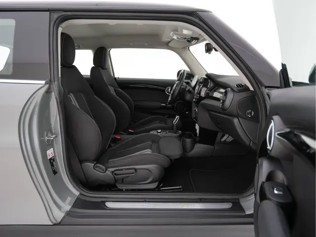 MINI Electric Mini Basic 33 kWh [ 3-Fase ] 2020 Elektrisch 12