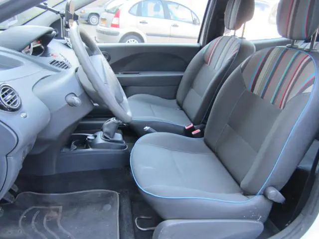 Renault Twingo 1.2 16V Parisienne 2014 Benzine 8