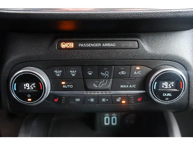 Ford Focus Wagon 1.0 Active Business 2021 Benzine 20