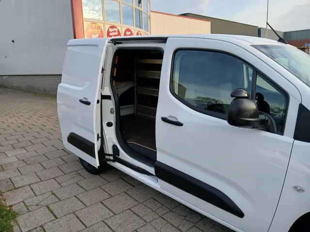 Peugeot Partner 1.5 BlueHDI Premium 2020 Diesel 9